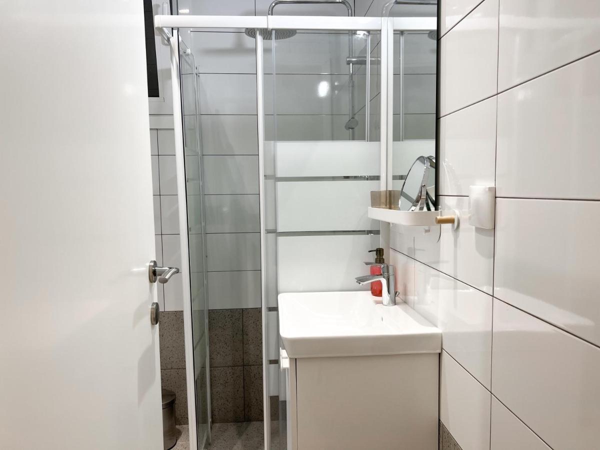 Comfy 2 Bdr Apt In Petralona - Next To Metro Atena Exterior foto